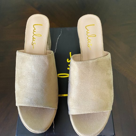 Brand New Lulu's shoes - Picture 4 of 9